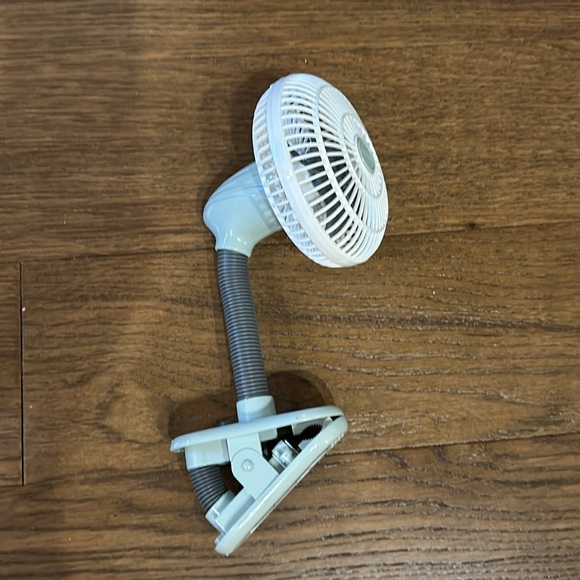 O2COOL Personal Fan / Stroller Fan - Picture 3 of 6